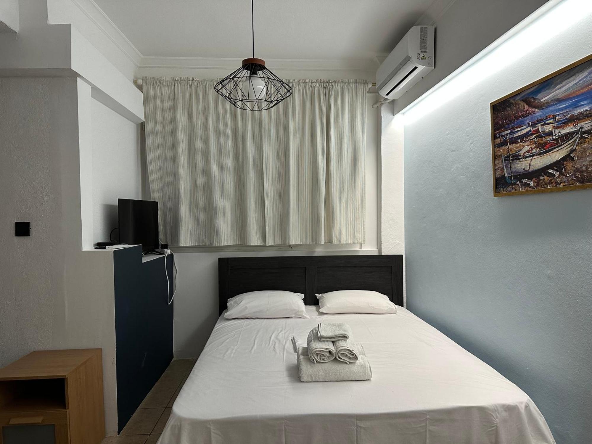Aretousas Apartment Афіни Екстер'єр фото
